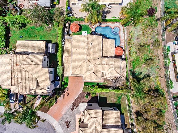 3rd image of 25303 Bowie Ct