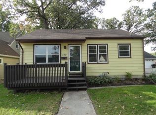 739 17th St NE, Mason City, IA 50401