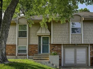 2014 NE 72nd Ter, Gladstone, MO 64118