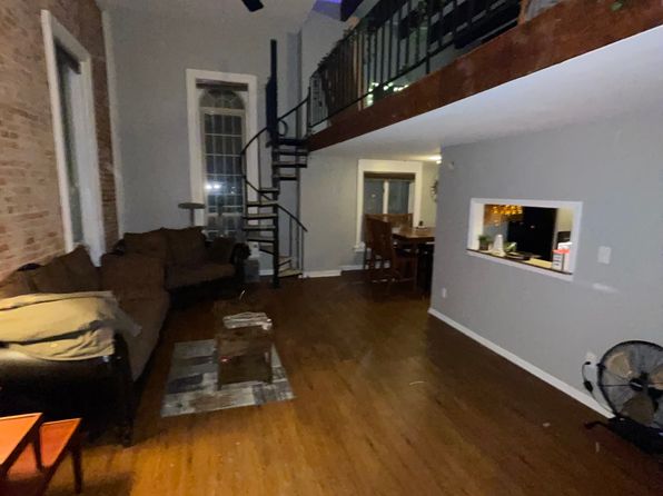 102 1/2 W Michigan Ave APT 3