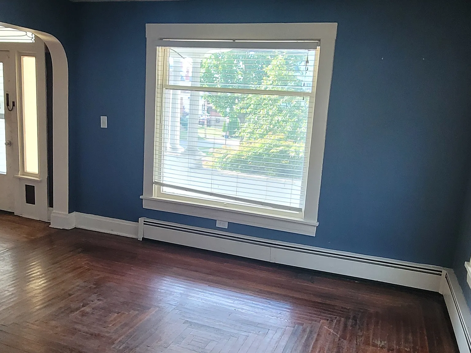 1 bed, 1.5 bath, $750 — Photo 4