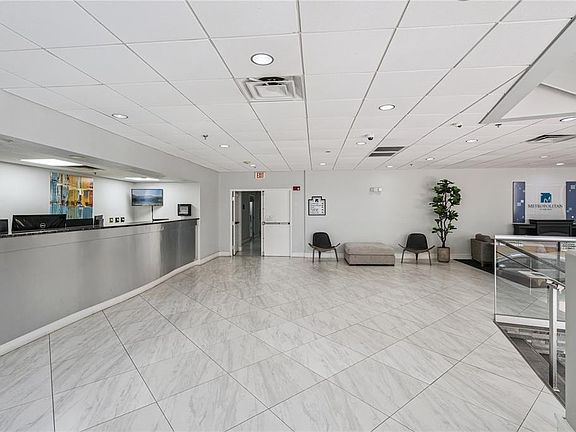 3rd image of 151 E Washington St Penthouse 3B