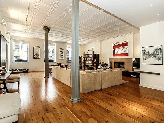 Sold by Sotheby's International Realty | media 13