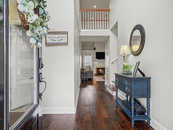 3rd image of 1810 Baslia Ln