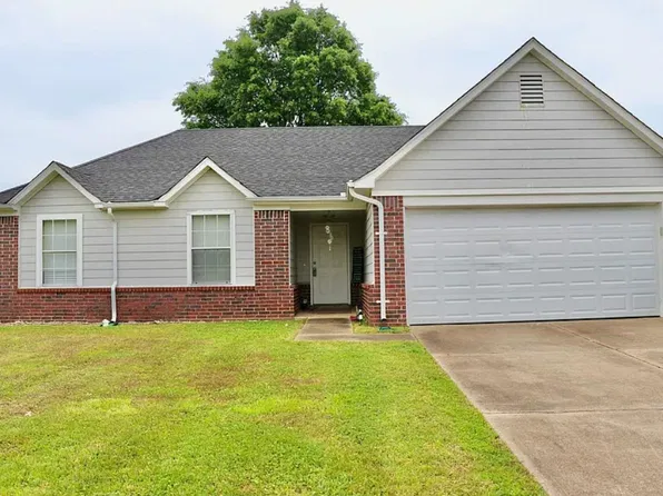 104 W Harmony Dr, Mason, TN 38049