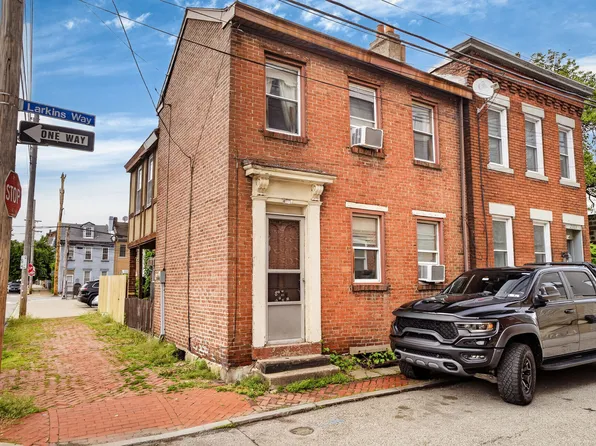 2301 Larkins Way, Pittsburgh, PA 15203