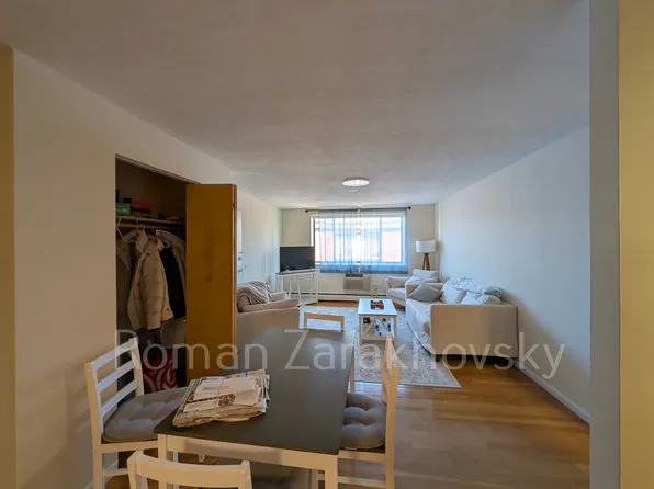 209 Babcock St #3, Brookline, MA 02446