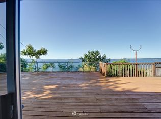 2465 SW 172nd St, Seattle, WA 98166