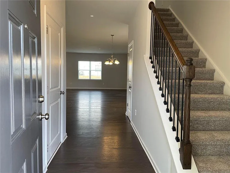 632 Blue Ash Ct — Photo 4
