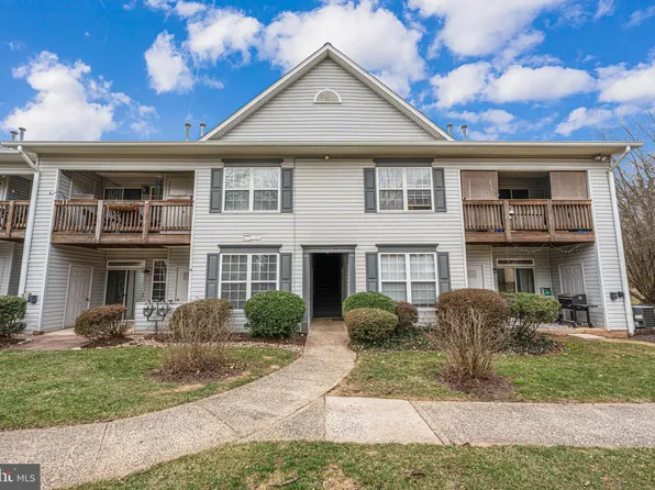 9214 Azure Ct APT 101, Manassas, VA 20110