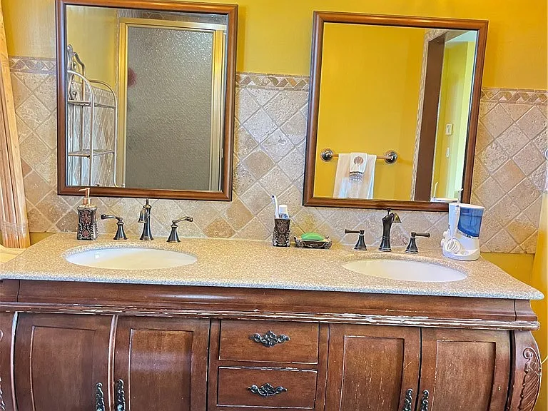 6251 Chimineas Ave — Photo 22