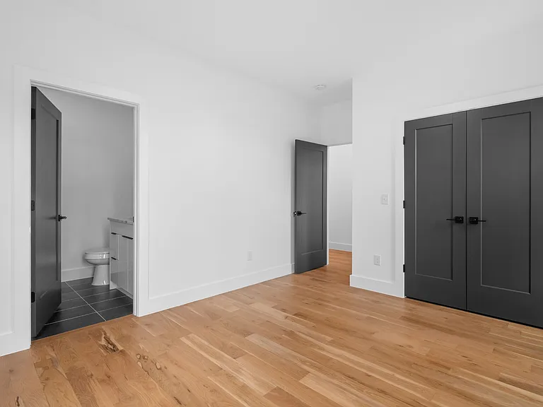 1005 Glenview Dr — Photo 35