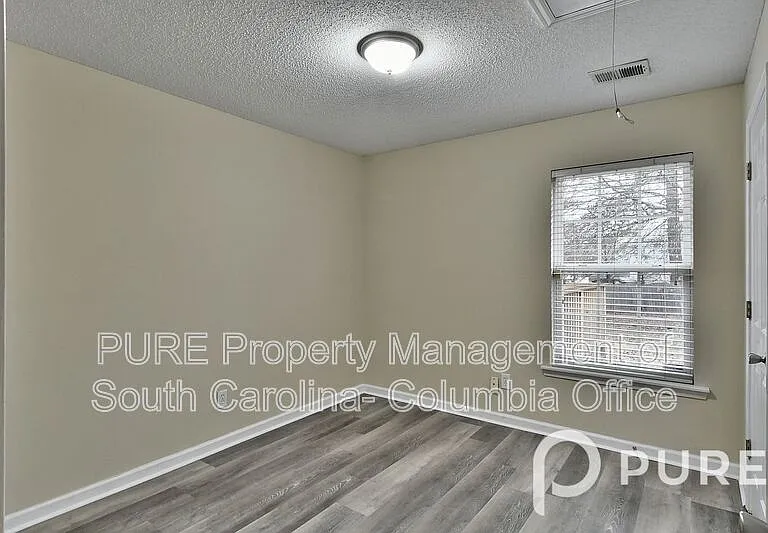 321 Downs Dr — Photo 42