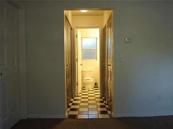 5th image of 5609 67th Ave N