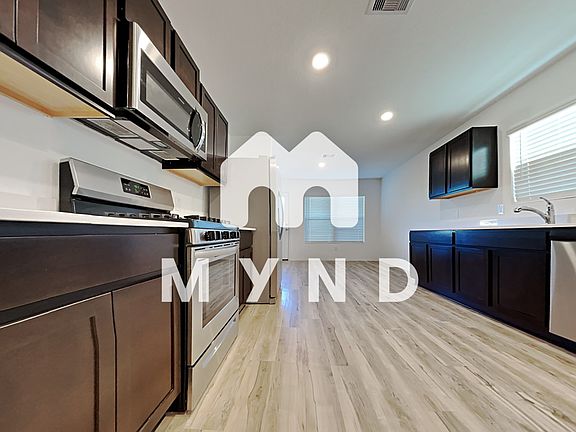 3rd image of 24118 Sonoran Heights Ct