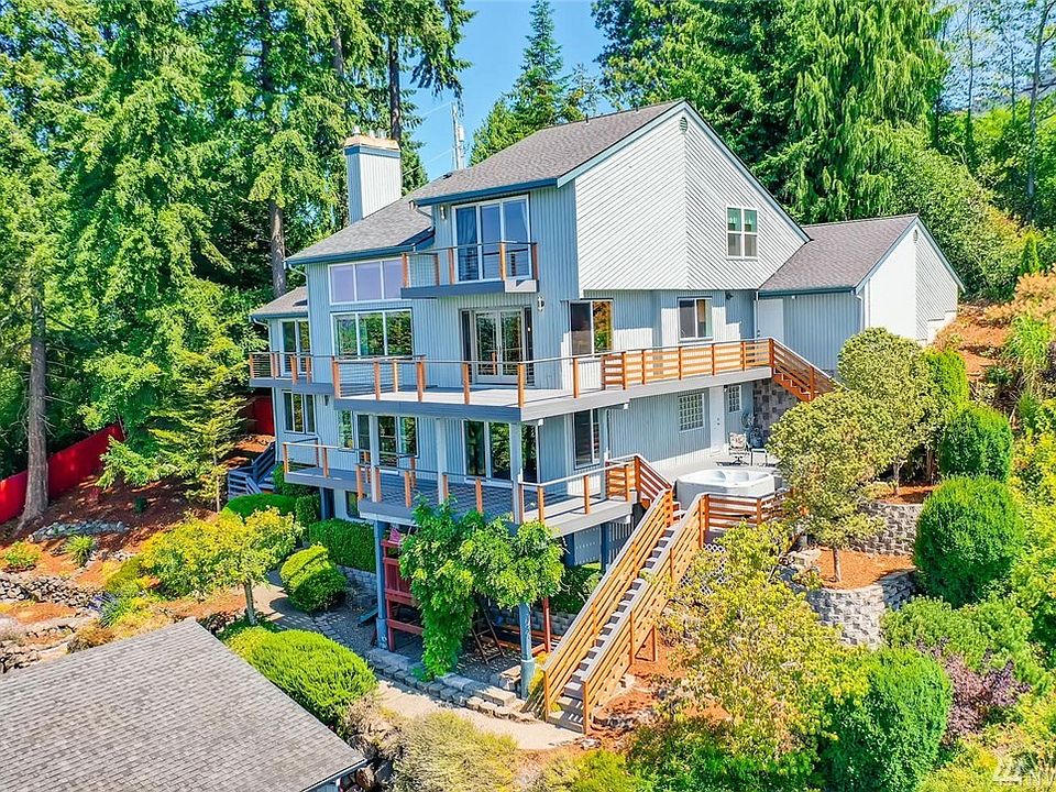 Home facing sound has great views on every level 