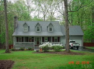 719 Lake Vista Dr, Forest, VA