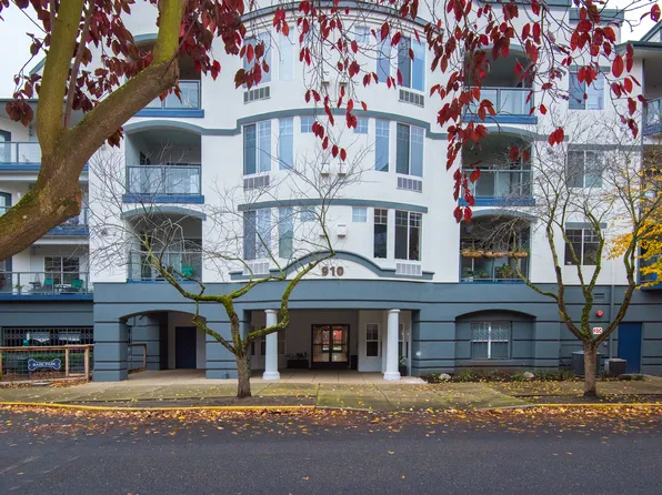 9Ten North by Trion Living