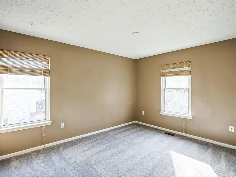 21423 Lee Dr — Photo 10