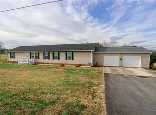 293 Benham Church Rd, Elkin, NC 28621