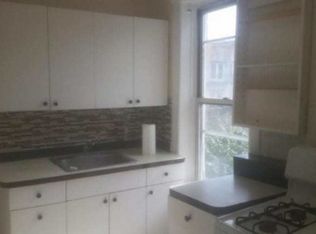 2565 35th St APT 3R, Astoria, NY 11103