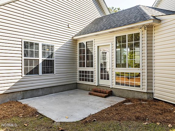 5th image of 228 Bogue Dr
