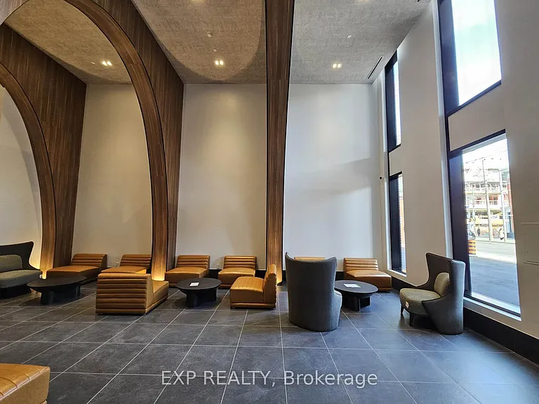 270 Dufferin St #LPH02 — Photo 16