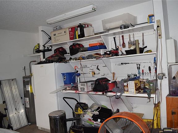 5th image of 428 Belinda Dr