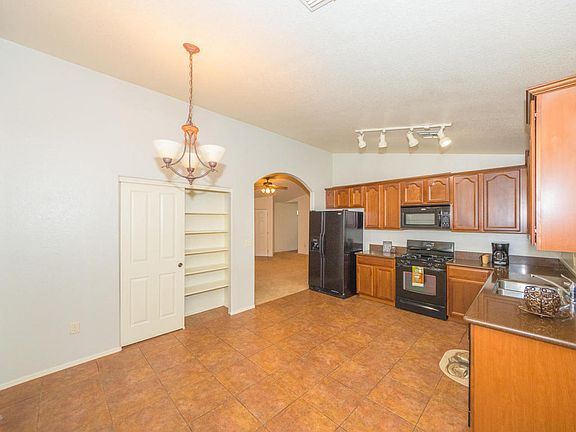 3rd image of 7895 S Sentinal Stone Dr