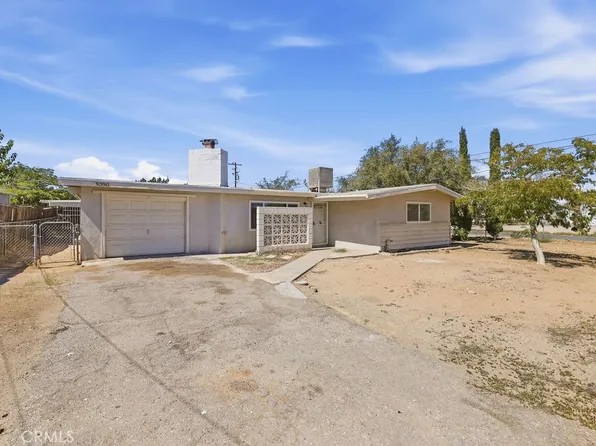 9390 3rd Ave, Hesperia, CA 92345
