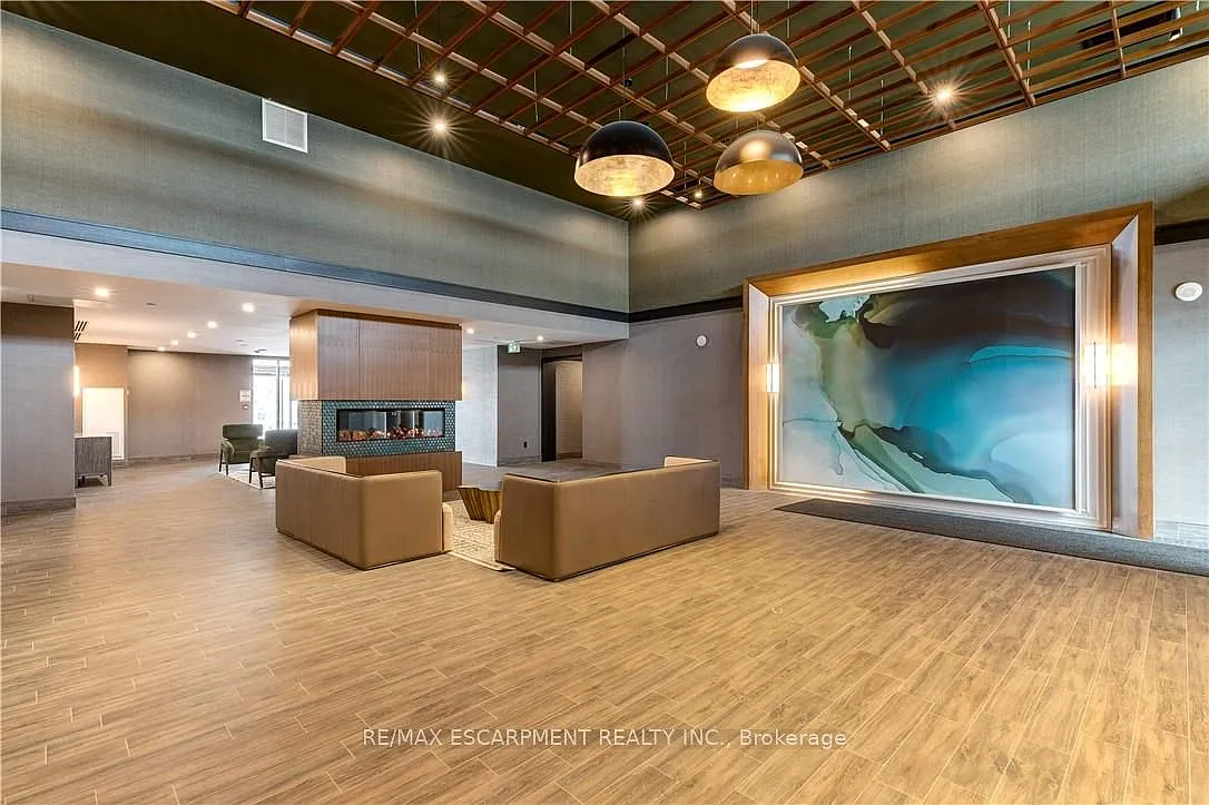Trend Condo — Photo 2