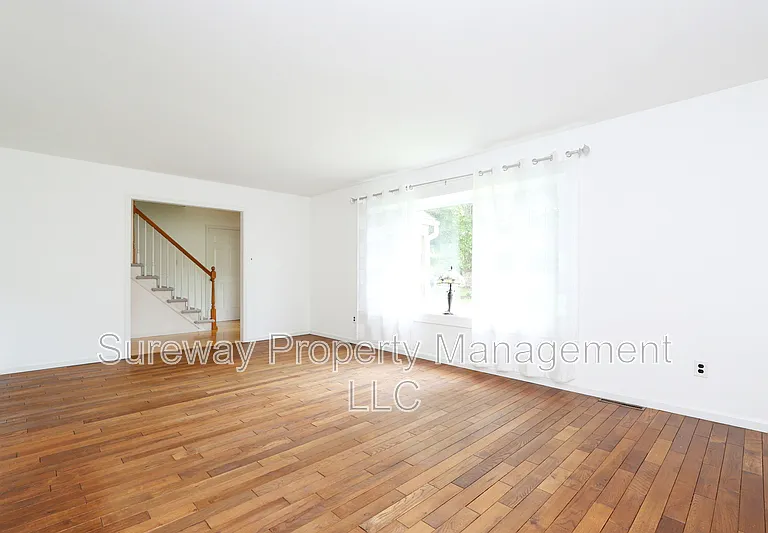 276 Highland Ave — Photo 3