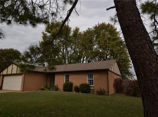 1213 NE 3rd St, Moore, OK 73160