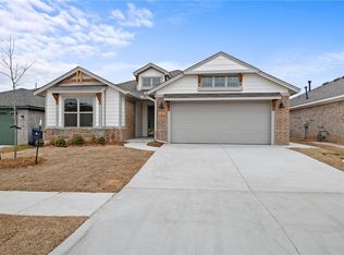 409 Irish Ln, Yukon, OK 73099