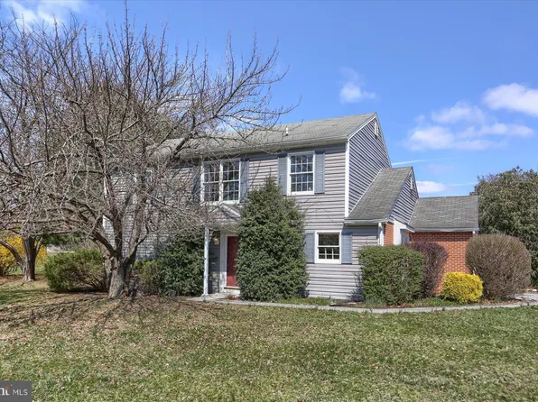1700 Fort Patton Dr, Harrisburg, PA 17112