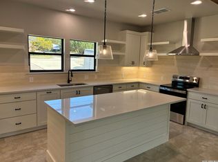 1615 Rocky Ridge Loop, Canyon Lake, TX 78133