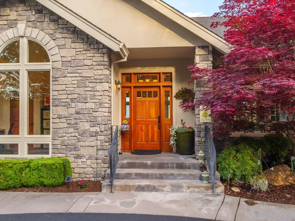 3025 Pearce Park Rd, Grants Pass, OR 97526