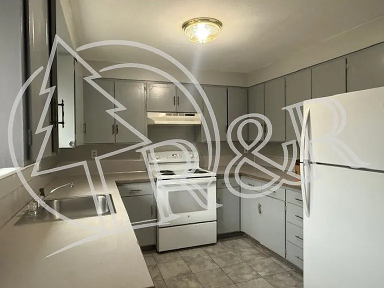 351 Clark St #1 — Photo 7