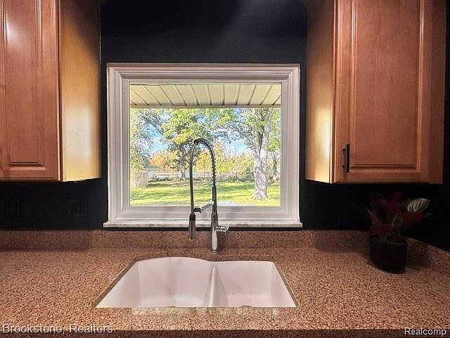 711 Sylvanwood Dr, photo 12