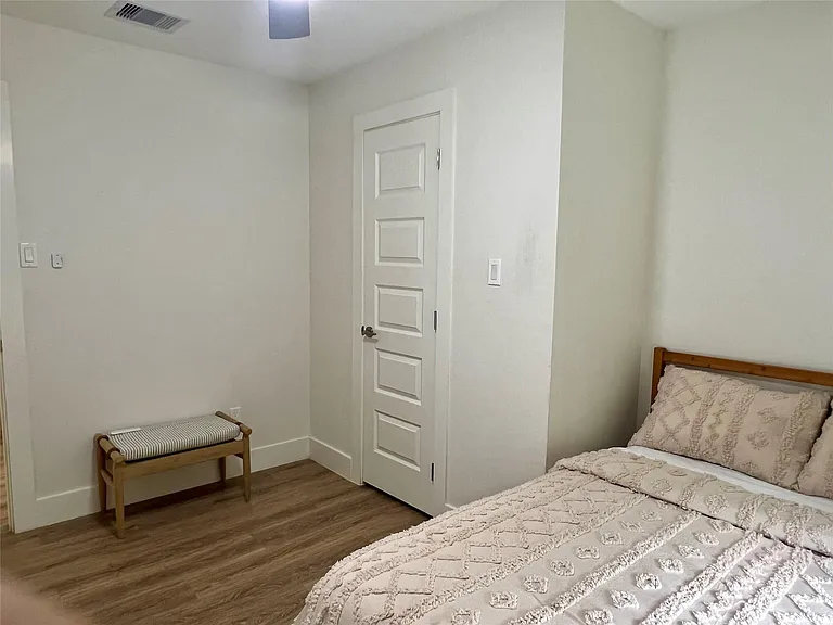 1119 Panama St — Photo 19