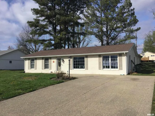 109 Evergreen Dr, Anna, IL 62906