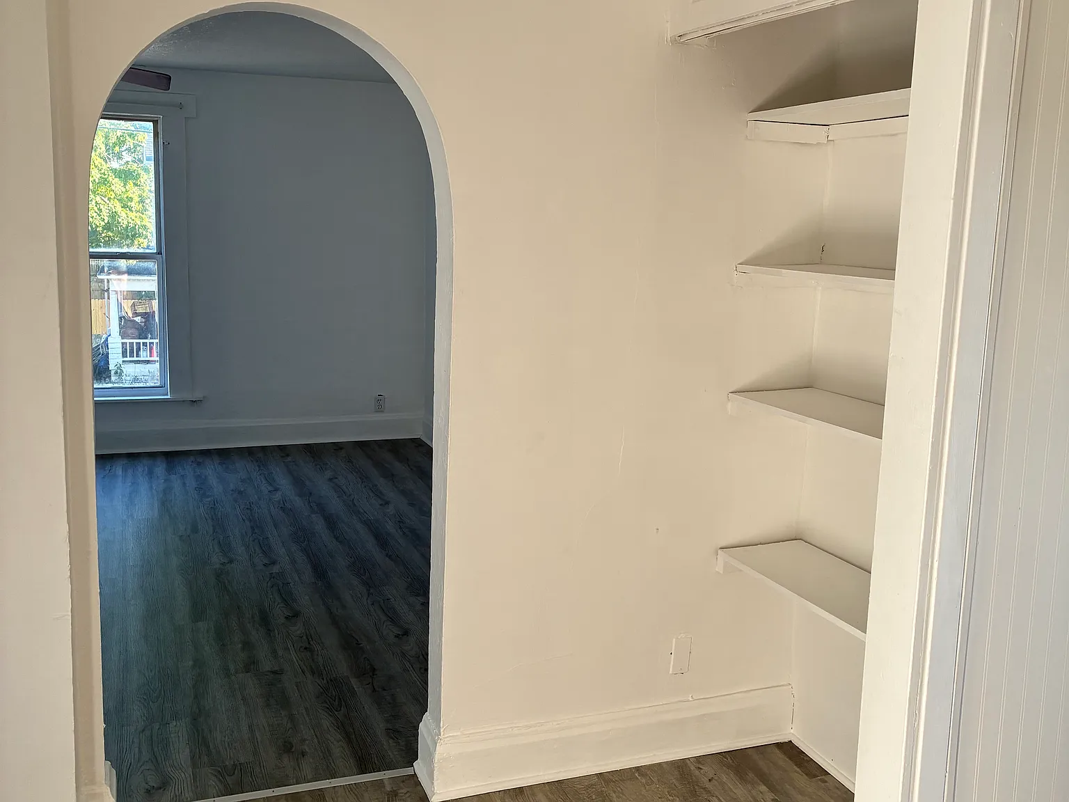 314 Forest St — Photo 2