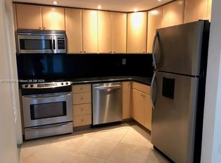 2545 S Bayshore Dr APT 208, Miami, FL 33133