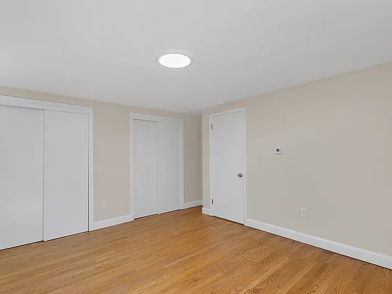 60 Union St — Photo 22