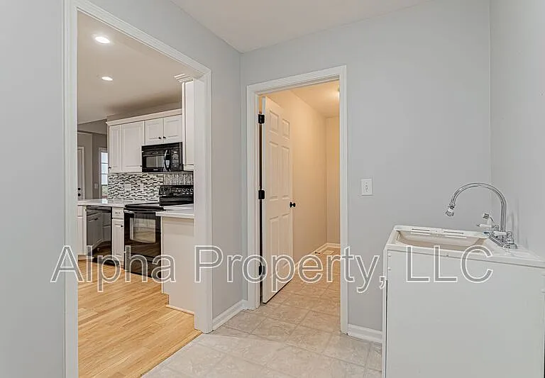 97 Smith Rd — Photo 26