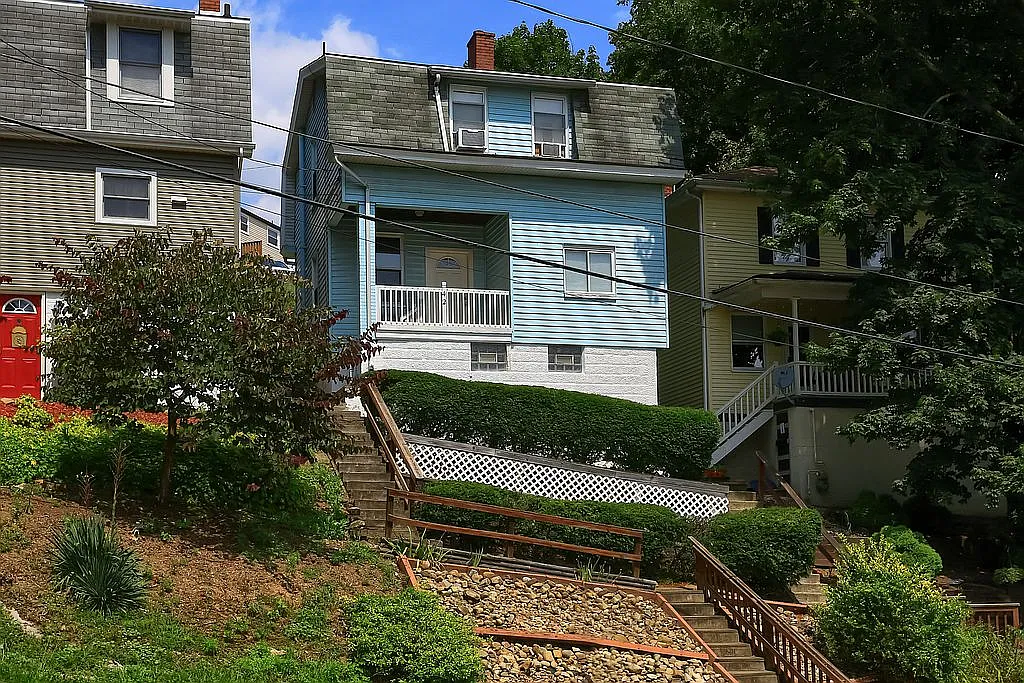 42 Richland Ave photo 1