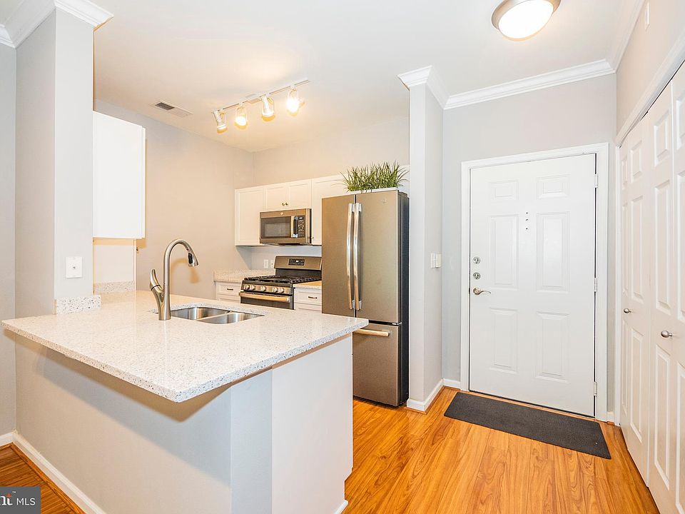 1st image of 12953 Centre Park Cir APT 214