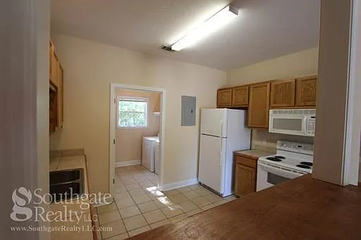 202 N 37th Ave #4 — Photo 11