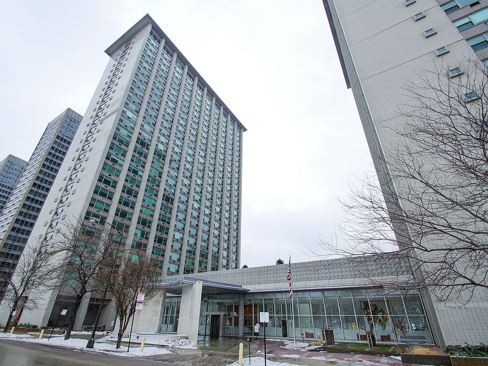 1st image of 3600 N Lake Shore Dr APT 1315