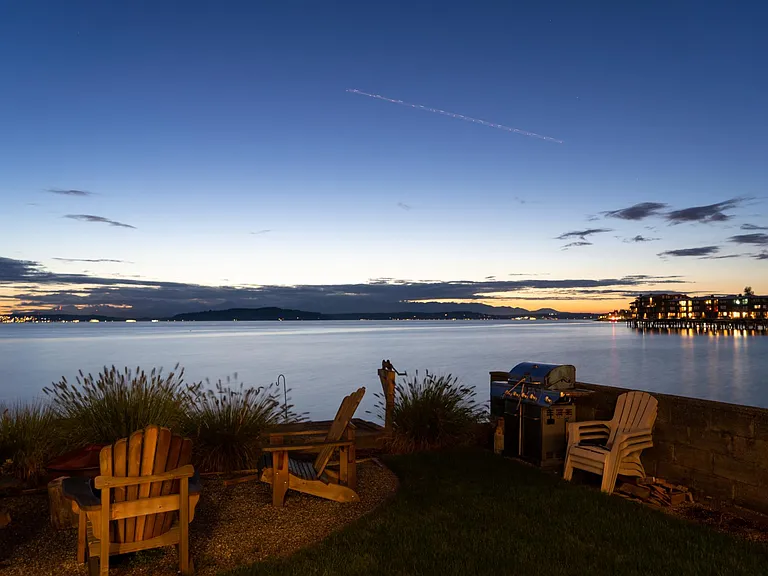 4001 Beach Dr SW #3 — Photo 24